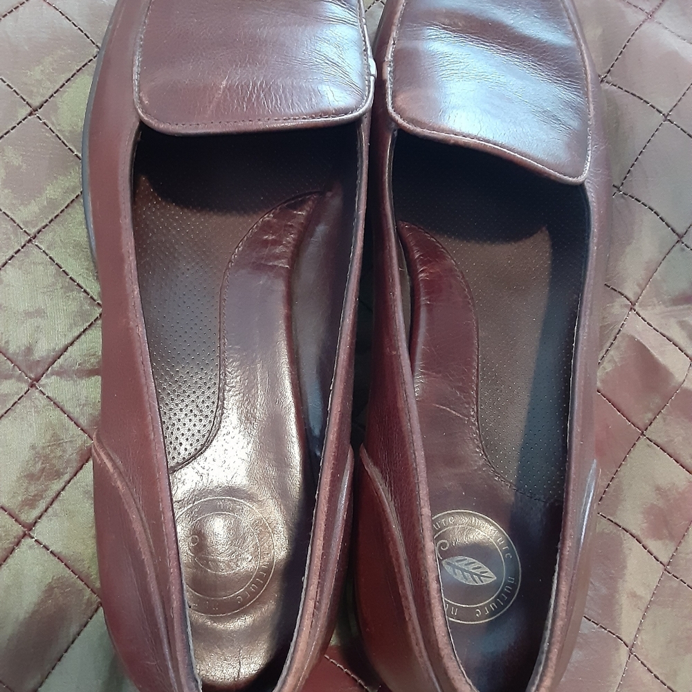 Nature brown leather shoes size 8